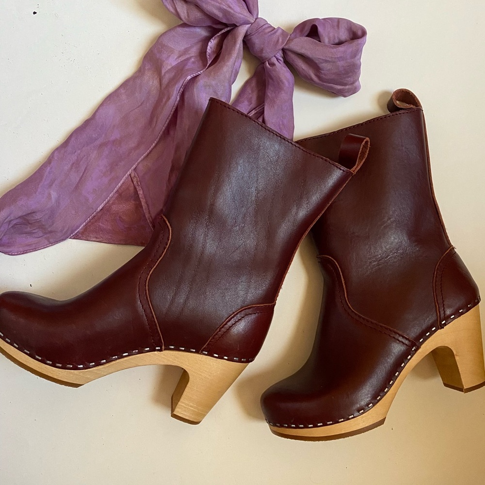 Sold - Leather clog boots